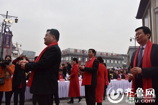 日照莒縣國美酒業(yè)封壇大點 凸顯莒縣酒文化發(fā)源 日照莒縣國美酒業(yè)封壇大點 凸顯莒縣酒文化發(fā)源